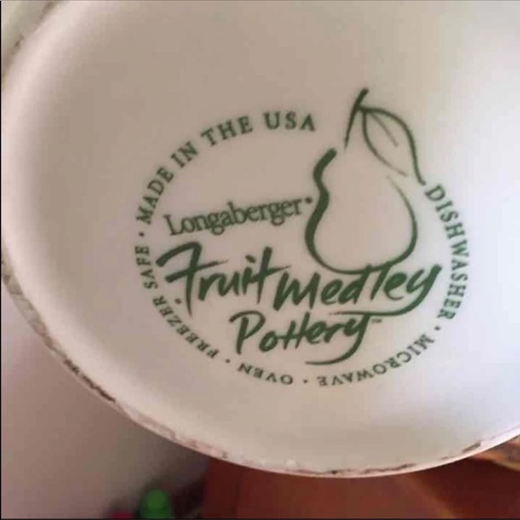 longaberger “ Fruit. Medley” Large pitcher - Picture 2 of 8